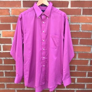 IZOD Dress Shirt. Regular Fit.